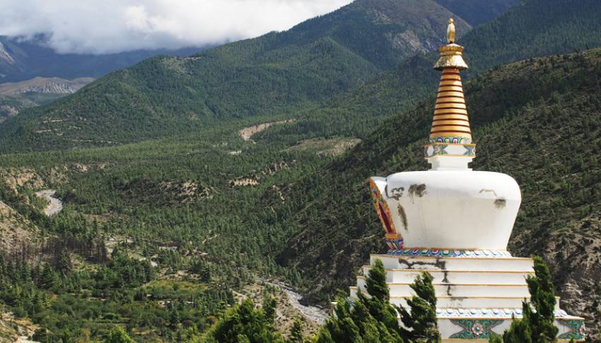 Chorten at Kutsap Teringa Gompa, near Jomsom